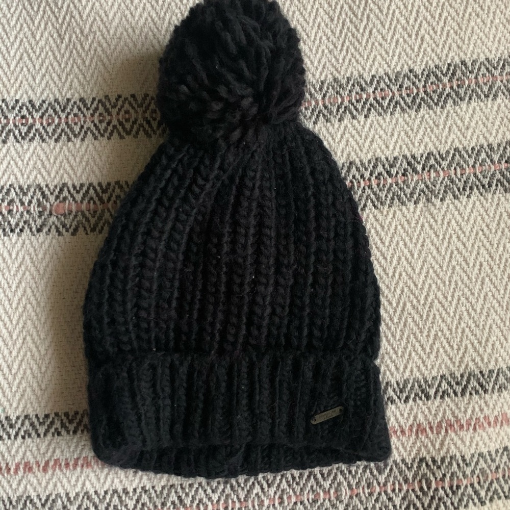Abercrombie and Fitch Pom Beanie
